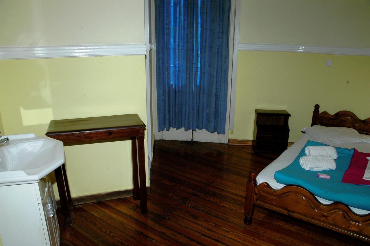 Hostel Lozanni Ateny Zewnętrze zdjęcie