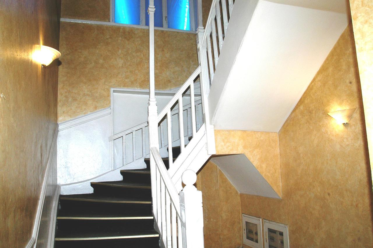 Hostel Lozanni Ateny Zewnętrze zdjęcie